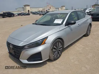 2024 Nissan Altima SV with VIN 1N4BL4DV5RN391004, listed as a IAAI auction lot 41942200 with 28,958 mi miles and . Bid and sale history available at DreamBid. Image 6.