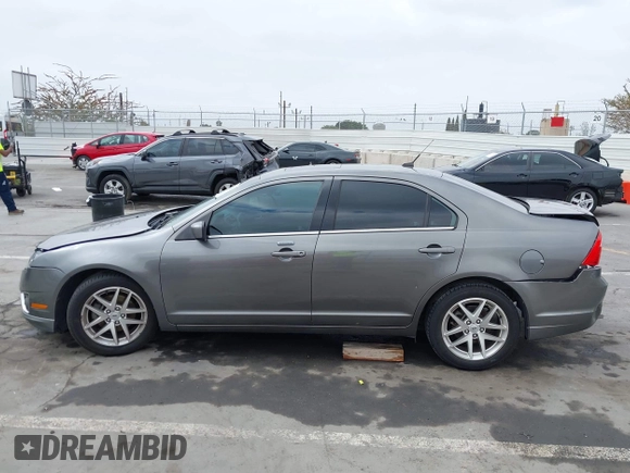 2012 Ford Fusion SEL z VIN 3FAHP0JA1CR144687, wystawiony jako IAAI lot #42317054 z przebiegiem 173 134 mil mil oraz . Historia ofert i sprzedaży dostępna na DreamBid. Obrazek 15.
