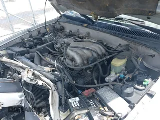 1999 Toyota 4Runner Limited z VIN JT3HN87R1X0223461, wystawiony jako IAAI lot #42513121 z przebiegiem 310 904 mil mil oraz . Historia ofert i sprzedaży dostępna na DreamBid. Obrazek 10.