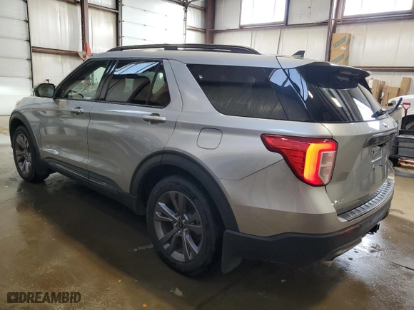 2022 Ford Explorer XLT with VIN 1FMSK8DHXNGB59751, listed as a Copart auction lot 50328465 with 53,443 mi miles and Clean Title. Bid and sale history available at carsss.com. Image 2.