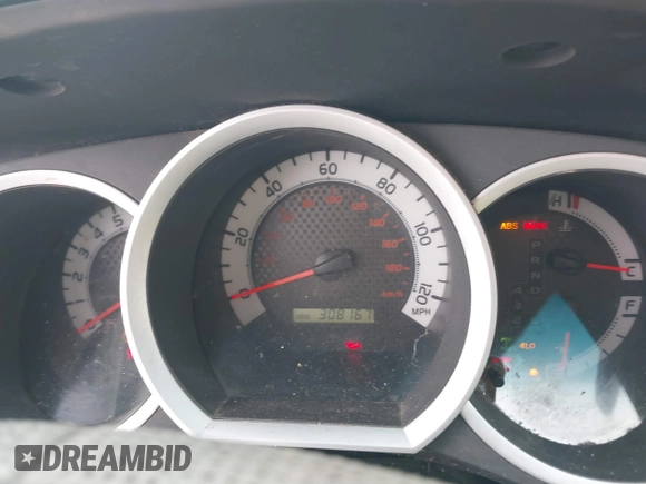2014 Toyota Tacoma with VIN 3TMLU4EN0EM147243, listed as a IAAI auction lot 41684902 with 308,167 mi miles. Bid and sale history available at carsss.com. Image 7.