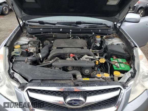 2012 Subaru Legacy Premium z VIN 4S3BMBB67C3031789, wystawiony jako Copart lot #60174345 z przebiegiem 105 468 mil mil oraz Czysty tytuł • Clean title. Historia ofert i sprzedaży dostępna na DreamBid. Obrazek 11.