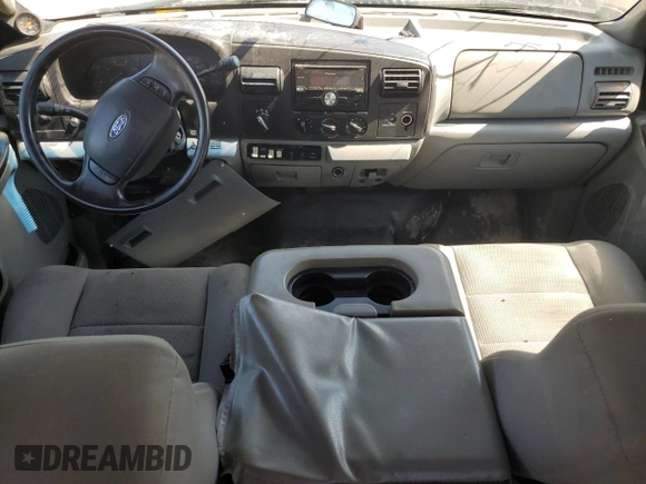 2006 Ford F-350 XL with VIN 1FTWX31P86ED89128, listed as a Copart auction lot 63640145 with 374,321 mi miles and Clean title. Bid and sale history available at DreamBid. Image 8.