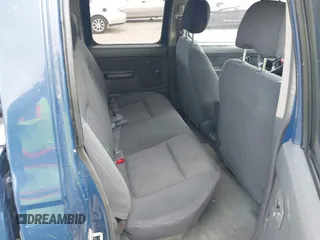2002 Nissan Frontier SE z VIN 1N6ED27T12C373553, wystawiony jako IAAI lot #42064112 z przebiegiem 230 908 mil mil oraz . Historia ofert i sprzedaży dostępna na DreamBid. Obrazek 8.