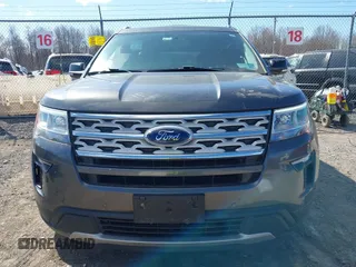 2018 Ford Explorer XLT with VIN 1FM5K8D8XJGC91593, listed as a IAAI auction lot 41838572 with 77,280 mi miles and . Bid and sale history available at carsss.com. Image 12.