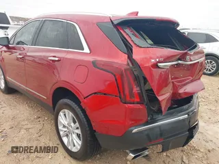 2023 Cadillac XT5 FWD Luxury z VIN 1GYKNAR42PZ147121, wystawiony jako IAAI lot #41315848 z przebiegiem 10 444 mil mil oraz . Historia ofert i sprzedaży dostępna na DreamBid. Obrazek 18.
