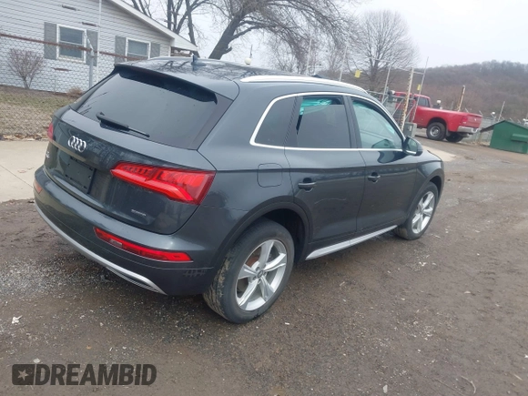2020 Audi Q5 Premium Plus with VIN WA1BNAFY5L2010054, listed as a IAAI auction lot 41738526 with 83,152 mi miles. Bid and sale history available at carsss.com. Image 4.