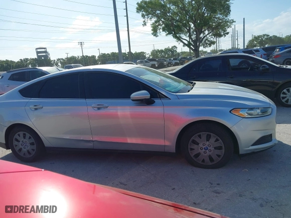 2014 Ford Fusion S with VIN 3FA6P0G7XER124010, listed as a IAAI auction lot 41899089 with 115,406 mi miles. Bid and sale history available at carsss.com. Image 13.