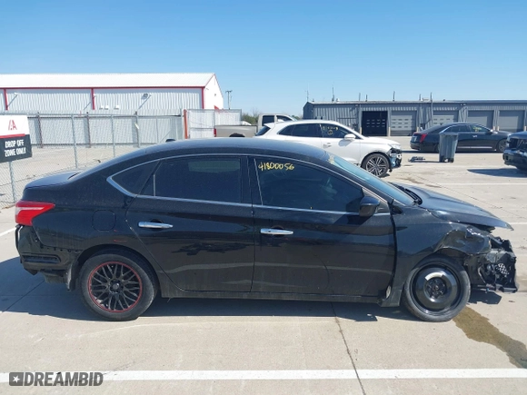 2019 Nissan Sentra SR with VIN 3N1AB7AP7KY446290, listed as a IAAI auction lot 41800056 with 126,637 mi miles. Bid and sale history available at carsss.com. Image 14.