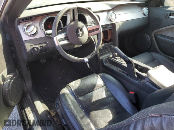 2008 Ford Mustang GT Deluxe with VIN 1ZVHT82H485176329, listed as a Copart auction lot 55116465 with 90,929 mi miles and Clean Title. Bid and sale history available at carsss.com. Image 8.