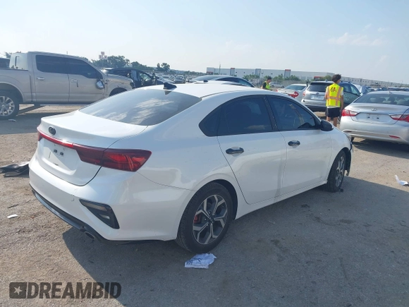 2021 Kia Forte LXS с VIN 3KPF24AD9ME304082, выставлен на аукционе IAAI как лот 42400258 с пробегом 64 053 миль миль и . История ставок и продаж доступна на DreamBid. Изображение 4.