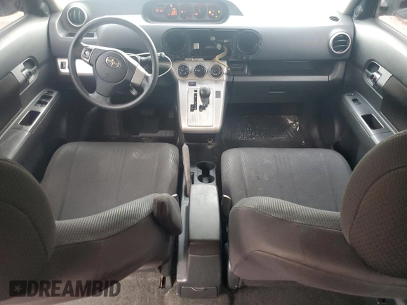 2008 Scion xB z VIN JTLKE50E581041477, wystawiony jako Copart lot #59152115 z przebiegiem 303 229 mil mil oraz Czysty tytuł • Clean title. Historia ofert i sprzedaży dostępna na DreamBid. Obrazek 8.