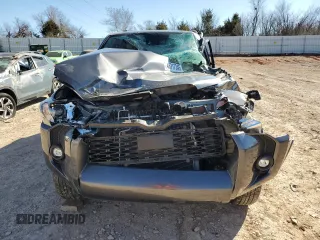 2022 Toyota 4Runner SR5 with VIN JTEMU5JR8N6070247, listed as a Copart auction lot 46717345 with Not provided miles and Salvage title. Bid and sale history available at DreamBid. Image 5.