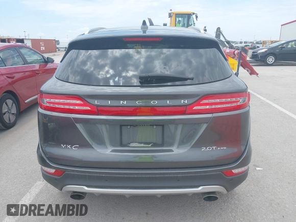 2017 Lincoln MKC Reserve с VIN 5LMCJ3D97HUL24869, выставлен на аукционе IAAI как лот 42561431 с пробегом 93 836 миль миль и . История ставок и продаж доступна на DreamBid. Изображение 16.