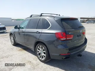 2016 BMW X5 xDrive40e z VIN 5UXKT0C54G0S78772, wystawiony jako IAAI lot #41807726 z przebiegiem 152 965 mil mil oraz . Historia ofert i sprzedaży dostępna na DreamBid. Obrazek 6.
