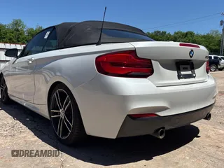 2018 BMW 2 Series M240i with VIN WBA2N1C56JVC28015, listed as a Copart auction lot 55881055 with 68,268 mi miles and Clean Title. Bid and sale history available at carsss.com. Image 3.