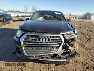 2017 Audi Q7 Premium Plus with VIN WA1LAAF76HD024676, listed as a Copart auction lot 47550225 with 84,920 mi miles and Salvage Title. Bid and sale history available at carsss.com. Image 5.