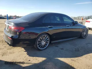 2022 Mercedes-Benz E 53 AMG with VIN W1KZF6BB2NB033056, listed as a Copart auction lot 47609075 with 28,661 mi miles and Salvage Title. Bid and sale history available at DreamBid. Image 3.