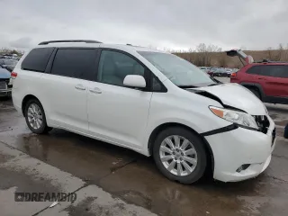 2011 Toyota Sienna XLE with VIN 5TDDK3DC9BS026467, listed as a Copart auction lot 49102135 with 236,534 mi miles and Salvage Title. Bid and sale history available at carsss.com. Image 4.