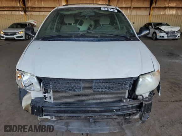 2002 Dodge Caravan ES with VIN 2B8GP54L42R778771, listed as a Copart auction lot 82879134 with 231,546 mi miles and Salvage Title. Bid and sale history available at carsss.com. Image 5.