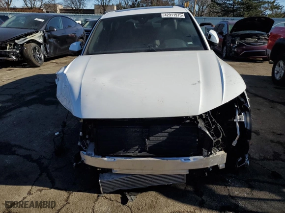 2025 Audi Q5 S line Premium with VIN WA1GAAFY5S2023208, listed as a Copart auction lot 42911975 with 0 mi miles and Salvage Title. Bid and sale history available at carsss.com. Image 5.