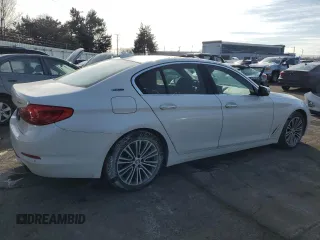 2018 BMW 5 Series 530e xDrive with VIN WBAJB1C51JB084280, listed as a Copart auction lot 45713625 with 106,846 mi miles and Clean Title. Bid and sale history available at carsss.com. Image 3.