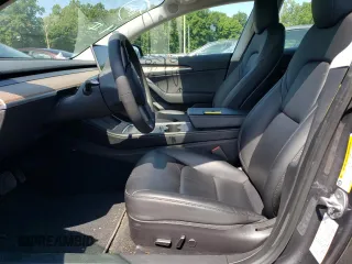 2022 Tesla Model 3 Long Range with VIN 5YJ3E1EB5NF105785, listed as a Copart auction lot 61304654 with 37,306 mi miles and Salvage Title. Bid and sale history available at DreamBid. Image 7.