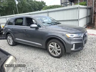 2020 Audi Q7 Premium Plus with VIN WA1LJAF78LD009220, listed as a Copart auction lot 64813815 with 47,200 mi miles and Salvage title. Bid and sale history available at DreamBid. Image 4.
