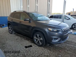 2019 Jeep Cherokee Limited with VIN 1C4PJLDN8KD119459, listed as a Copart auction lot 74232374 with 229,067 mi miles and Clean Title. Bid and sale history available at DreamBid. Image 4.