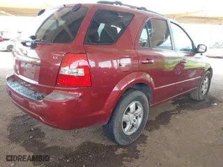 2007 Kia Sorento EX with VIN KNDJD736575733627, listed as a IAAI auction lot 42069259 with 233,005 mi miles. Bid and sale history available at carsss.com. Image 4.