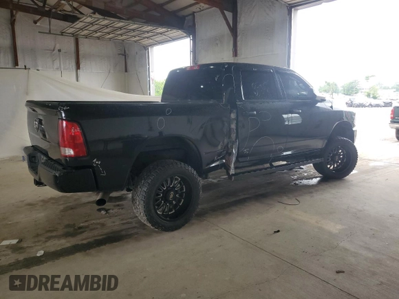 2018 Ram 2500 Tradesman with VIN 3C6UR5CL6JG415712, listed as a Copart auction lot 58923185 with 127,788 mi miles and Salvage title. Bid and sale history available at DreamBid. Image 3.