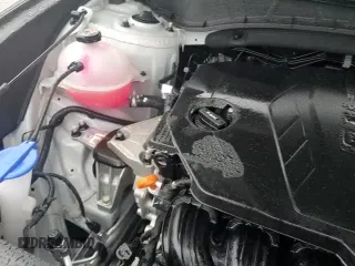 2025 Hyundai Tucson SE with VIN 5NMJACDE1SH472591, listed as a Copart auction lot 67585715 with 7,994 mi miles and Salvage title. Bid and sale history available at DreamBid. Image 14.