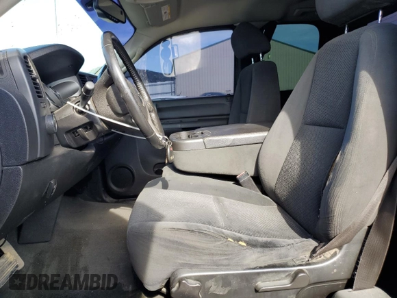 2008 Chevrolet Silverado 1500 1LT with VIN 2GCEK190581209789, listed as a Copart auction lot 46324265 with 202,861 mi miles and Salvage Title. Bid and sale history available at DreamBid. Image 7.