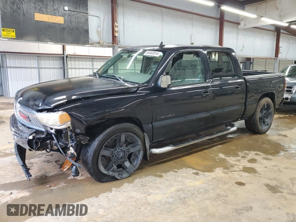 2006 GMC Sierra Denali z VIN 2GTEK63N061214588, wystawiony jako Copart lot #66483814 z przebiegiem Nie podano mil oraz Szkody całkowita. Historia ofert i sprzedaży dostępna na DreamBid. Obrazek 1.