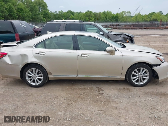 2010 Lexus ES 330 with VIN JTHBK1EG0A2396515, listed as a IAAI auction lot 42208946 with 181,471 mi miles and . Bid and sale history available at DreamBid. Image 13.