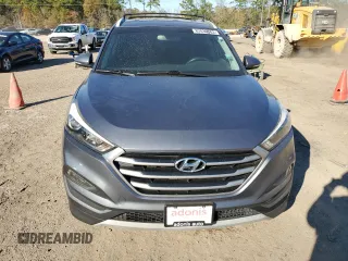 2017 Hyundai Tucson Sport z VIN KM8J33A26HU326088, wystawiony jako Copart lot #82030663 z przebiegiem 111 615 mil mil oraz Czysty tytuł • Clean title. Historia ofert i sprzedaży dostępna na DreamBid. Obrazek 5.