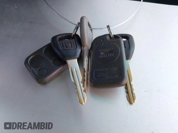 2001 Honda Odyssey EX with VIN 2HKRL18681H530346, listed as a IAAI auction lot 42371126 with 211,604 mi miles and . Bid and sale history available at DreamBid. Image 11.