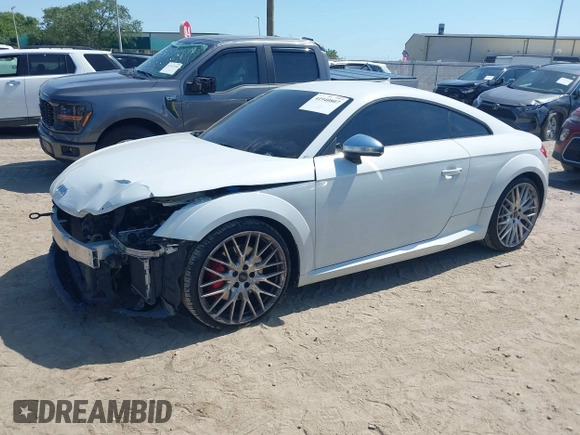 2016 Audi TTS 2.0T z VIN TRUC1AFV5G1030771, wystawiony jako IAAI lot #41940807 z przebiegiem 81 357 mil mil oraz . Historia ofert i sprzedaży dostępna na DreamBid. Obrazek 18.