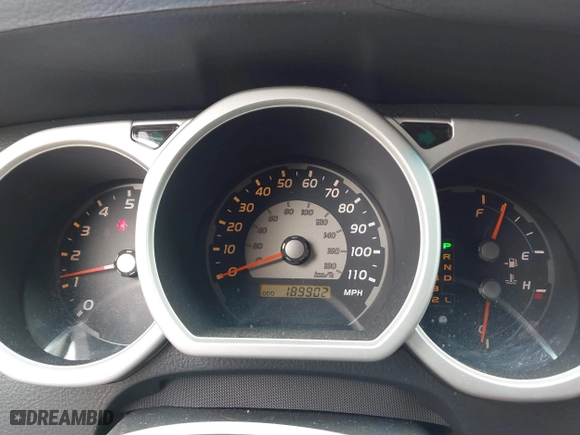 2005 Toyota 4Runner SR5 with VIN JTEZU14R050058848, listed as a IAAI auction lot 41764430 with 189,902 mi miles. Bid and sale history available at carsss.com. Image 7.