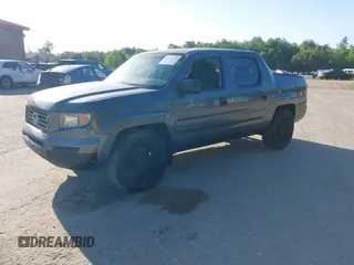 2008 Honda Ridgeline RT with VIN 2HJYK16238H501799, listed as a IAAI auction lot 42552024 with 152,119 mi miles and . Bid and sale history available at DreamBid. Image 2.