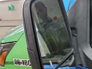 2018 Ford Transit с VIN 1FTYE1CM6JKB42240, выставлен на аукционе IAAI как лот 42624659 с пробегом 95 843 миль миль и . История ставок и продаж доступна на DreamBid. Изображение 2.