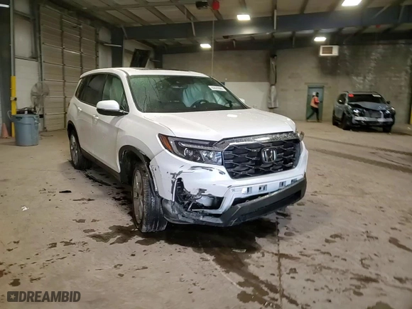 2024 Honda Passport EX-L with VIN 5FNYF8H59RB023744, listed as a Copart auction lot 83626984 with 4,680 mi miles and Salvage Title. Bid and sale history available at carsss.com. Image 11.