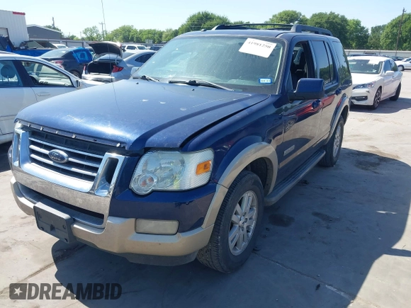 2008 Ford Explorer Eddie Bauer with VIN 1FMEU64E68UA33359, listed as a IAAI auction lot 41981250 with 174,708 mi miles. Bid and sale history available at carsss.com. Image 2.