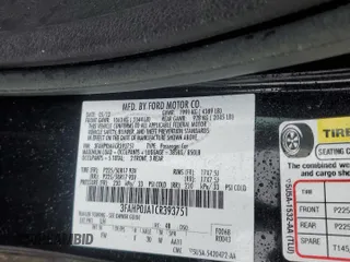 2012 Ford Fusion SEL z VIN 3FAHP0JA1CR393751, wystawiony jako Copart lot #58041345 z przebiegiem 103 092 mil mil oraz Tytuł czysty. Historia ofert i sprzedaży dostępna na DreamBid. Obrazek 12.