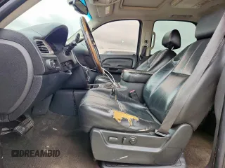 2007 GMC Yukon Denali z VIN 1GKFK63827J347069, wystawiony jako Copart lot #60819625 z przebiegiem 302 034 mil mil oraz Czysty tytuł • Clean title. Historia ofert i sprzedaży dostępna na DreamBid. Obrazek 7.
