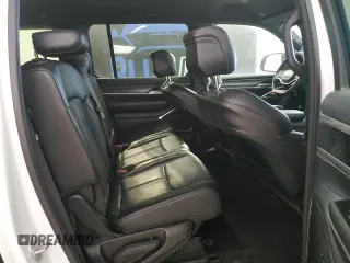 2023 Jeep Wagoneer Series II with VIN 1C4SJSBP3PS529842, listed as a Copart auction lot 52033455 with 49,362 mi miles and Clean title. Bid and sale history available at DreamBid. Image 11.