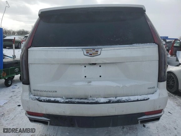 2024 Cadillac Escalade 4WD Premium Luxury with VIN 1GYS4BKL3RR137226, listed as a Copart auction lot 46298915 with 14,657 mi miles and Clean Title. Bid and sale history available at carsss.com. Image 6.