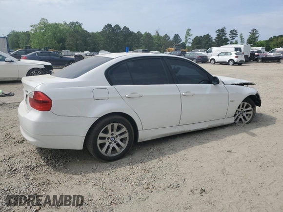 2007 BMW 3 Series 328i with VIN WBAVA33517KX71185, listed as a Copart auction lot 53839015 with Not provided miles and Salvage title. Bid and sale history available at DreamBid. Image 3.