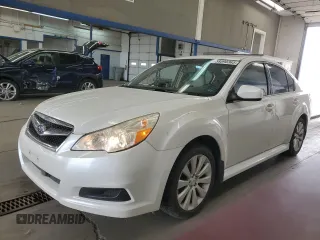 2010 Subaru Legacy Limited Moon z VIN 4S3BMBK67A3215580, wystawiony jako Copart lot #58890365 z przebiegiem 115 006 mil mil oraz Szkoda całkowita • Salvage title. Historia ofert i sprzedaży dostępna na DreamBid. Obrazek 1.