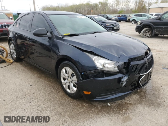 2014 Chevrolet Cruze LS with VIN 1G1PA5SH3E7427773, listed as a Copart auction lot 52621725 with 147,564 mi miles and Salvage Title. Bid and sale history available at carsss.com. Image 4.